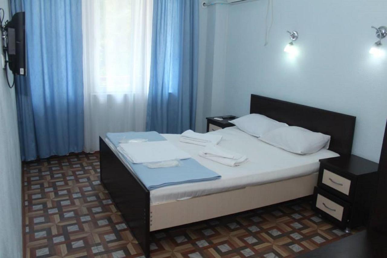 Hulus Hotel Makhinjauri Ngoại thất bức ảnh