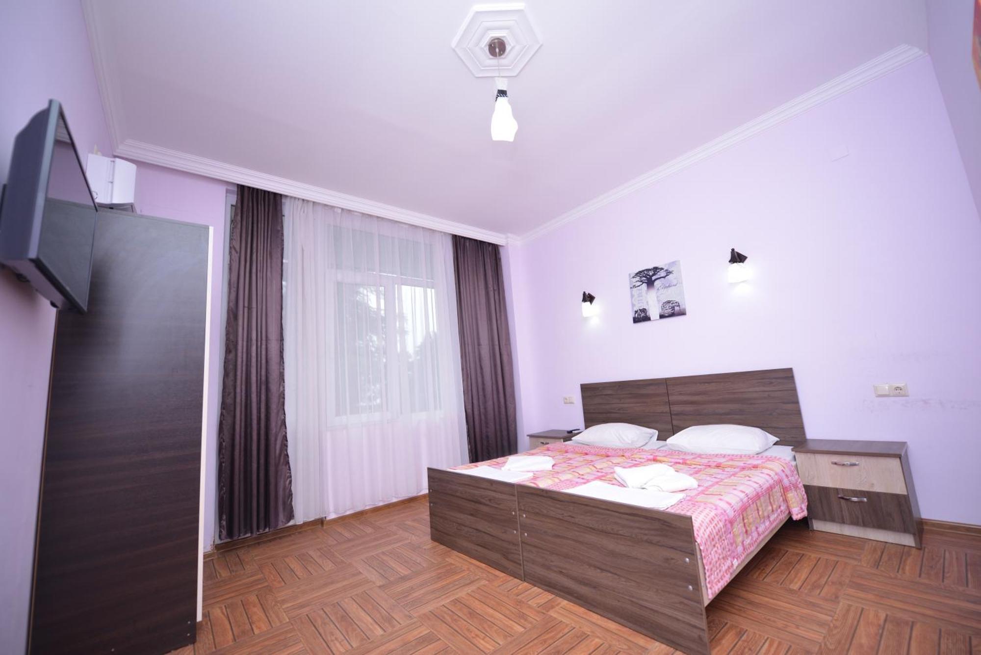 Hulus Hotel Makhinjauri Ngoại thất bức ảnh