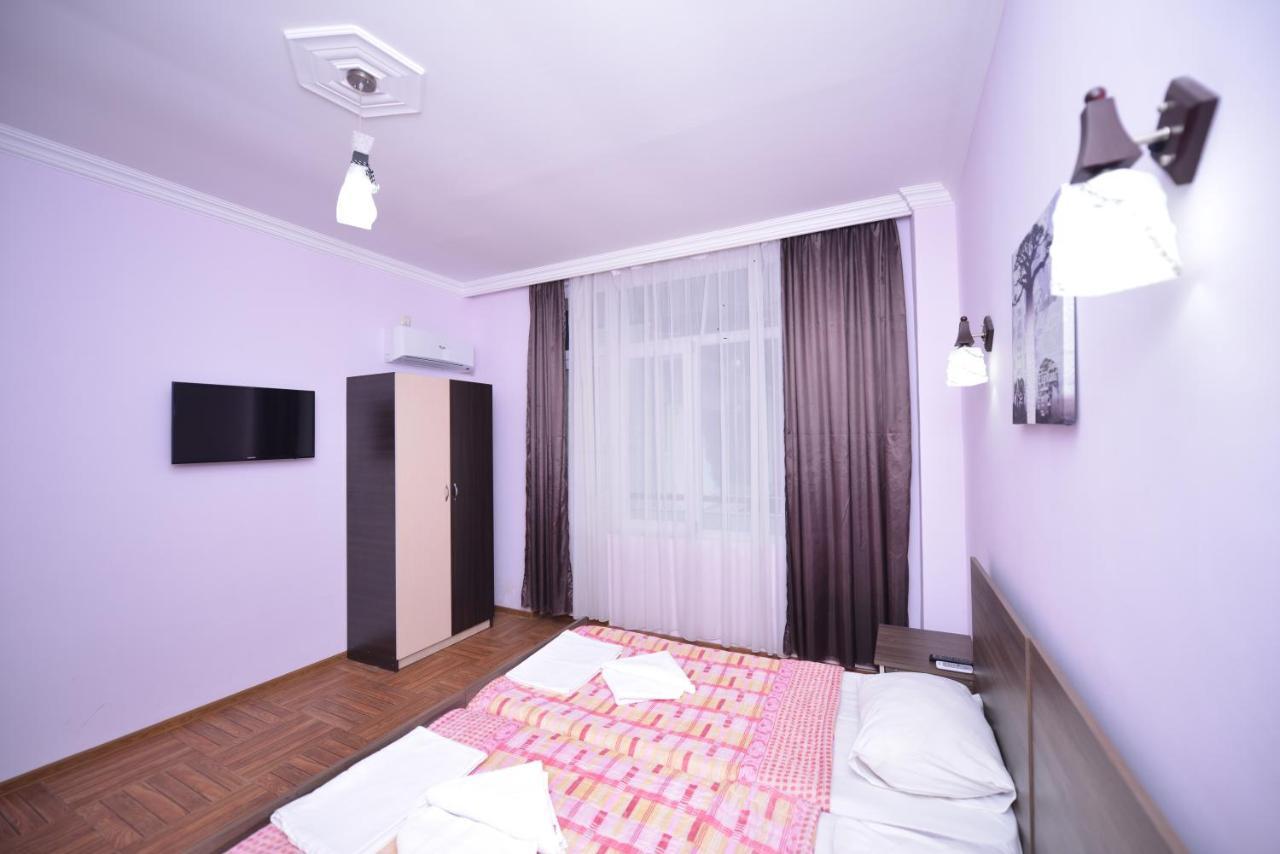 Hulus Hotel Makhinjauri Ngoại thất bức ảnh