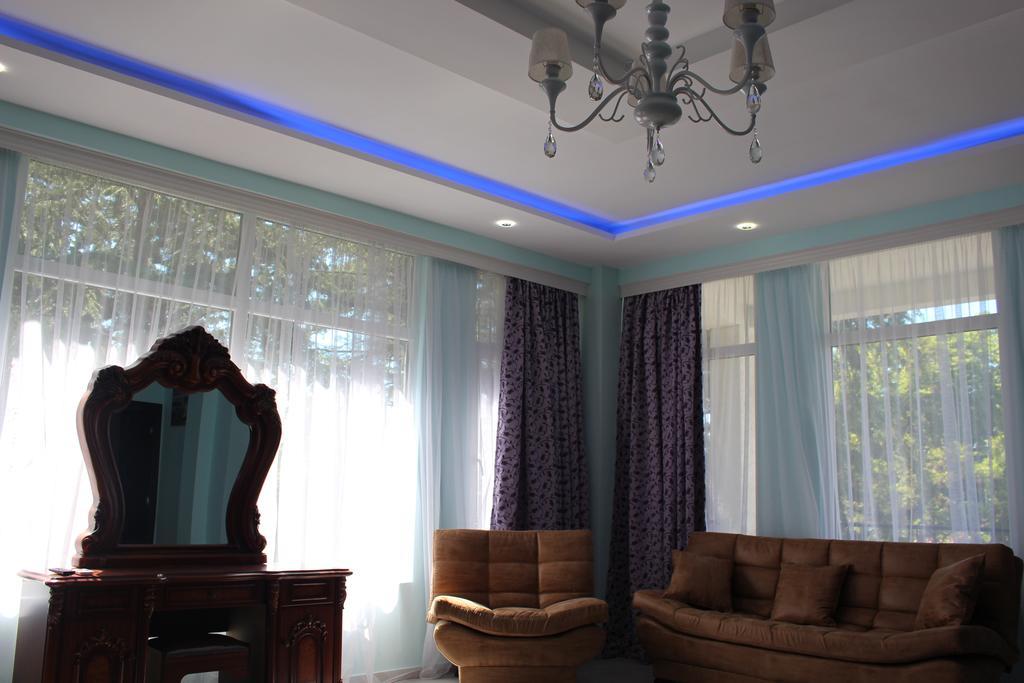 Hulus Hotel Makhinjauri Ngoại thất bức ảnh