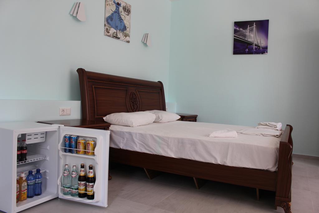 Hulus Hotel Makhinjauri Ngoại thất bức ảnh